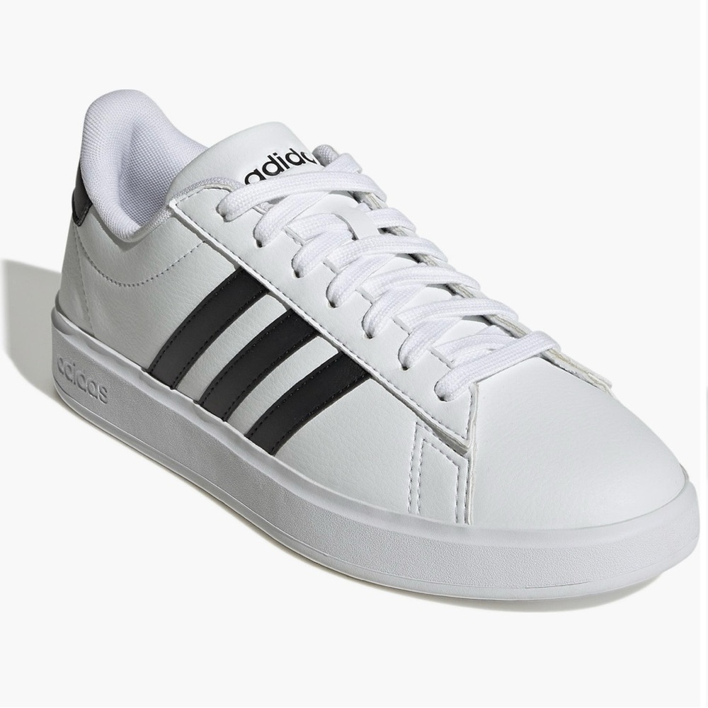 NWT ADIDAS GRAND COURT 2.0 SNEAKERS